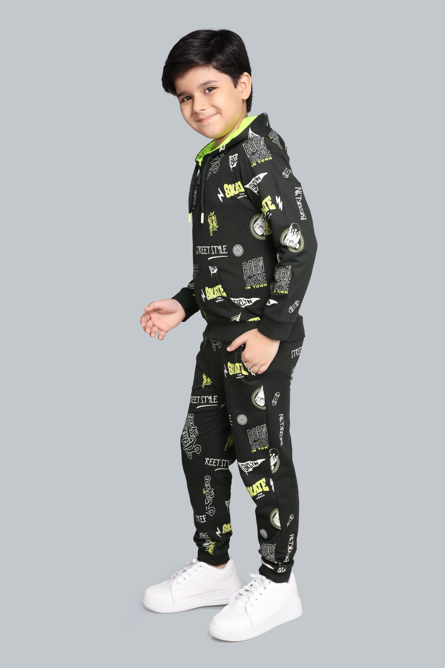 Boys Zip-Up Printed Hoodie Sweatshirt And Joggers Pants