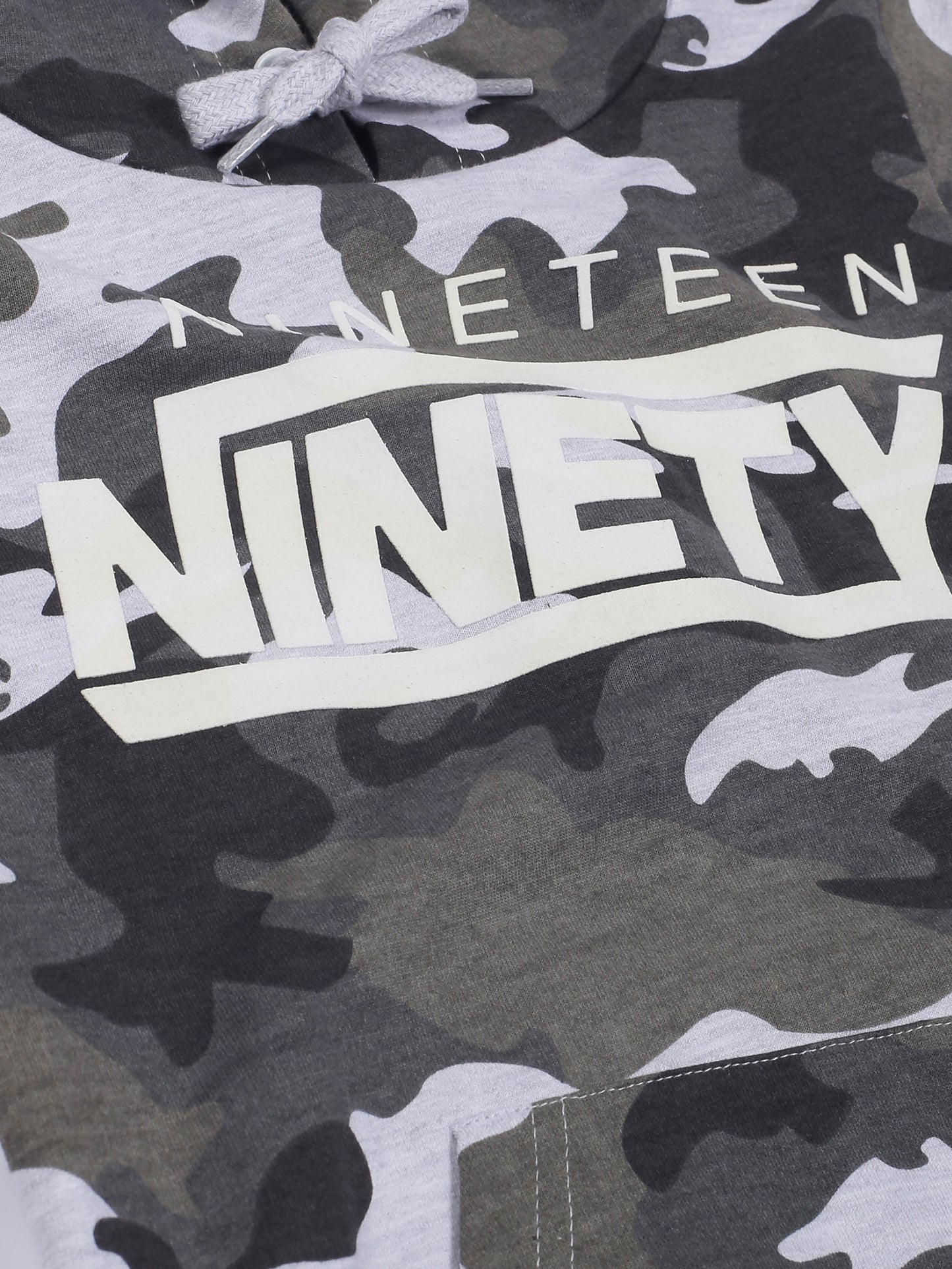 Camoflague Print Hooded Sweatshirt and Printed Jogger set