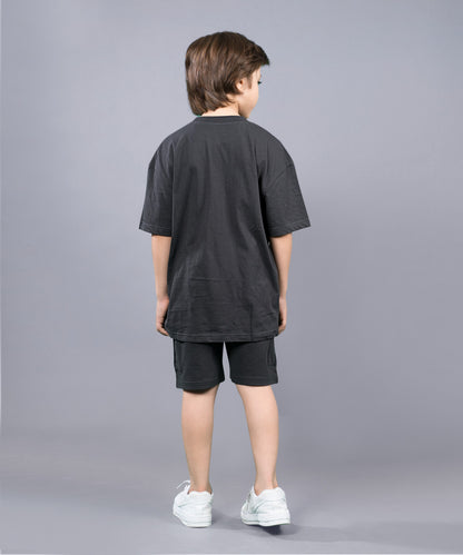 Boys Trendy Oversized T-Shirt & Cargo Shorts Set